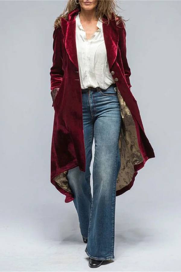 Ivette Velvet Duster – Vintage-Inspired Outerwear with a Luxe Drape