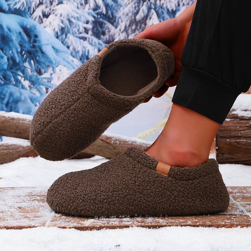Frostelle Unisex Teddy Fleece Slides – Ultra-Soft Plush Indoor & Outdoor Comfort