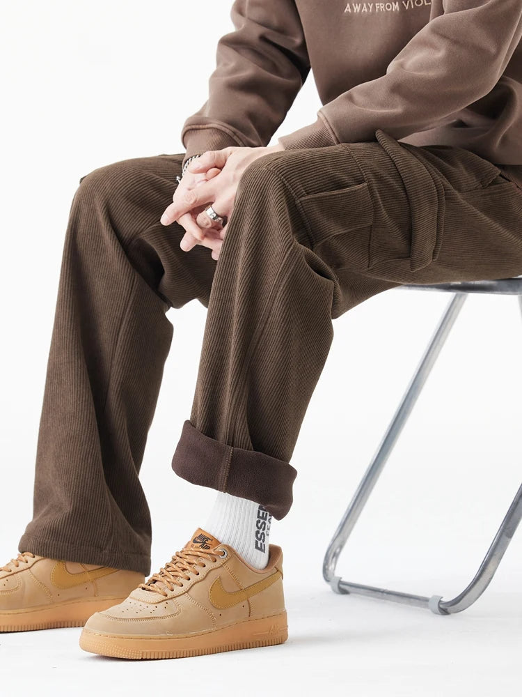 Hayes Corduroy Cargo Pants – Soft Stretch Fabric with Tapered Fit for Everyday Wear