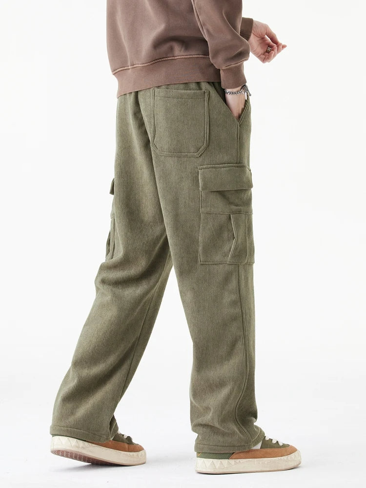 Hayes Corduroy Cargo Pants – Soft Stretch Fabric with Tapered Fit for Everyday Wear