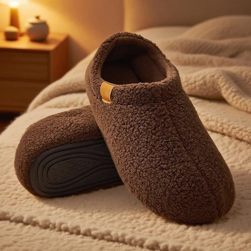 Frostelle Unisex Teddy Fleece Slides – Ultra-Soft Plush Indoor & Outdoor Comfort