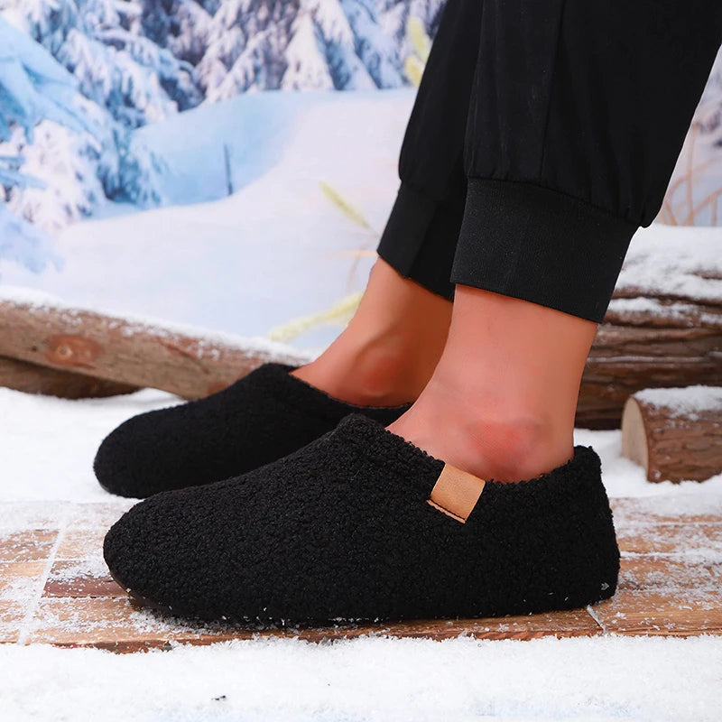 Frostelle Unisex Teddy Fleece Slides – Ultra-Soft Plush Indoor & Outdoor Comfort