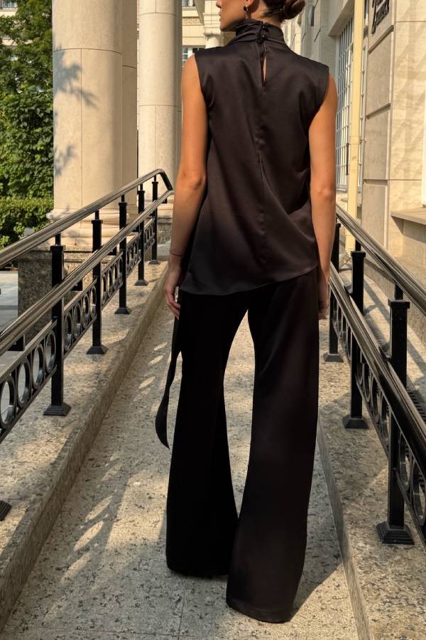 Selena Satin Lounge Set – Fluid Co-ord in Glossy Fabric for Day-to-Night