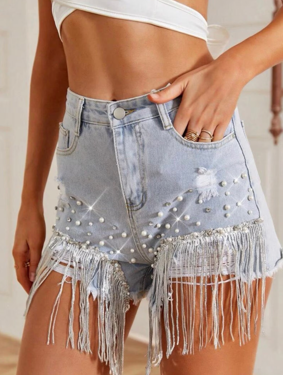 Bella High-Waisted Jean Shorts – Premium Denim with Trendy Tassel Accents 1
