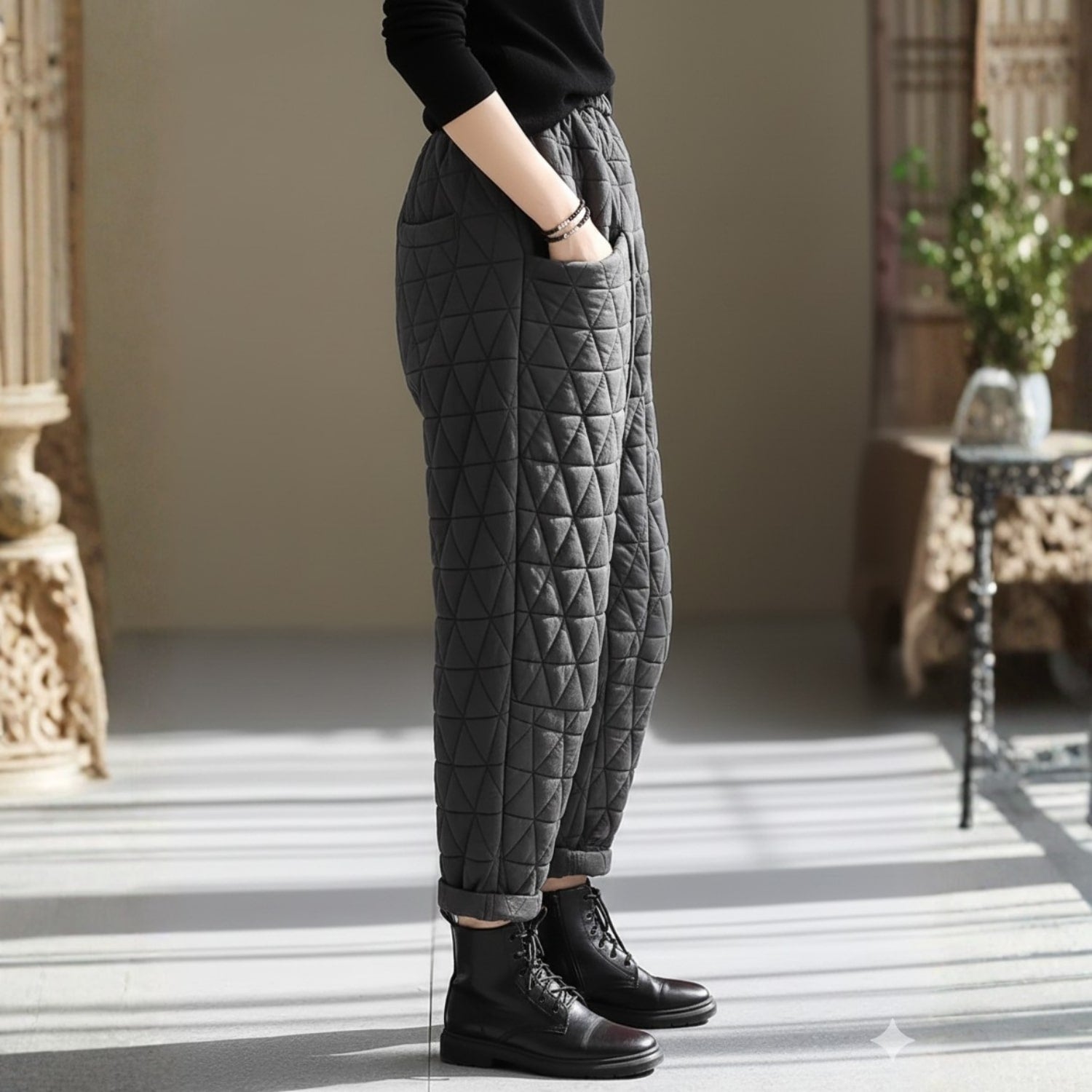 Elara Women’s Quilted Jogger Pants – Diamond Padded Thermal Cotton Pants