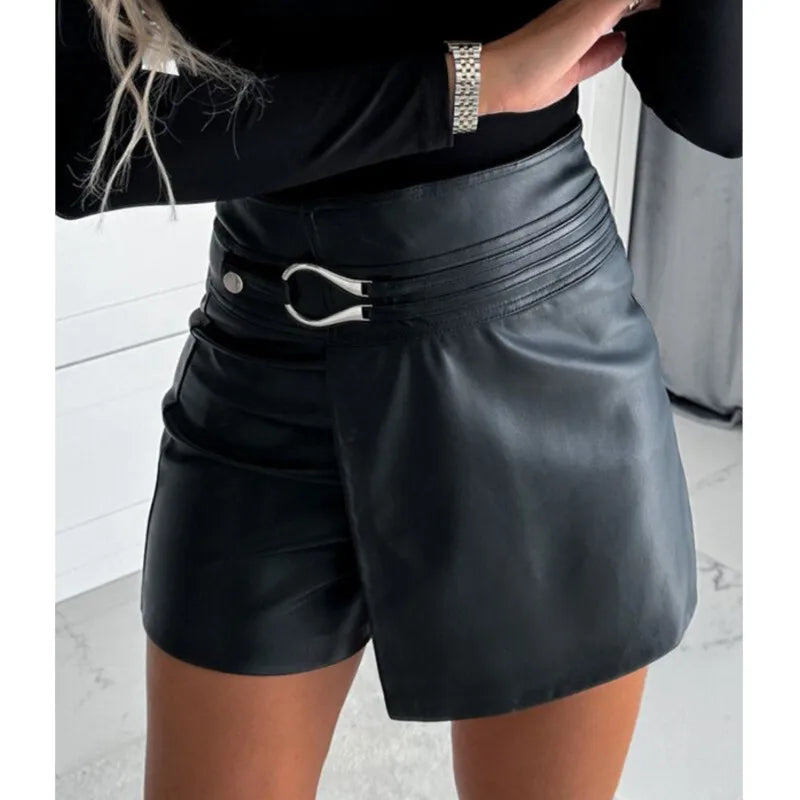 Chic Vegan Leather High-Waisted Womens Shorts – Structured Fit for Modern Style 1