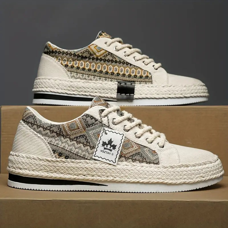 Chicago Textured Low Top Sneakers – Lightweight Braided Midsole & Secure Fit 4