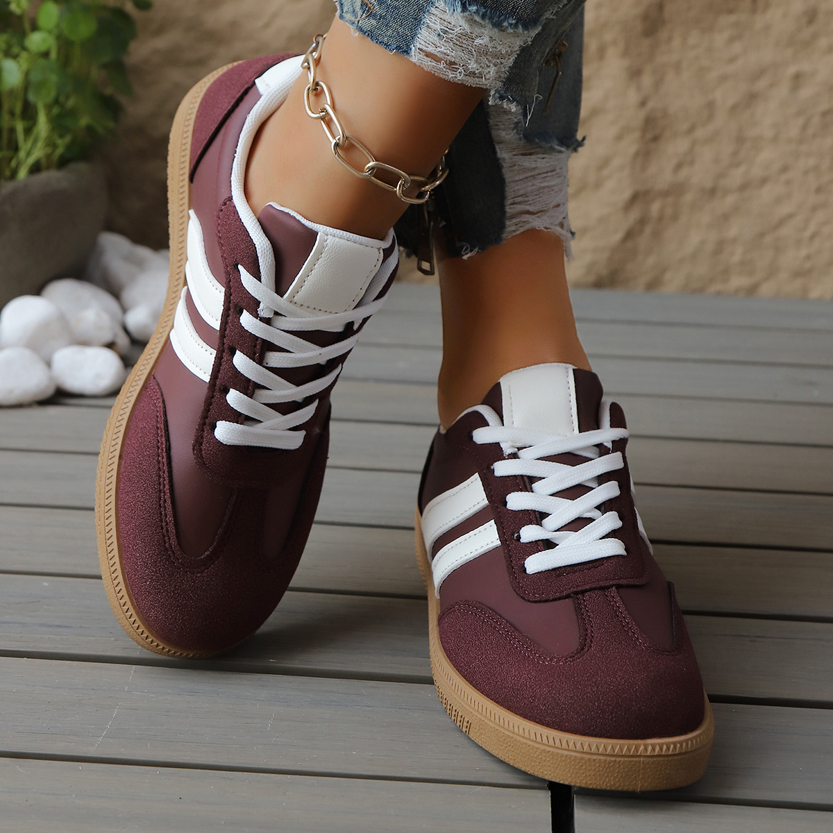 Geneva Women's Trainer - Retro-inspired Lightweight Leather & Suede Sneakers