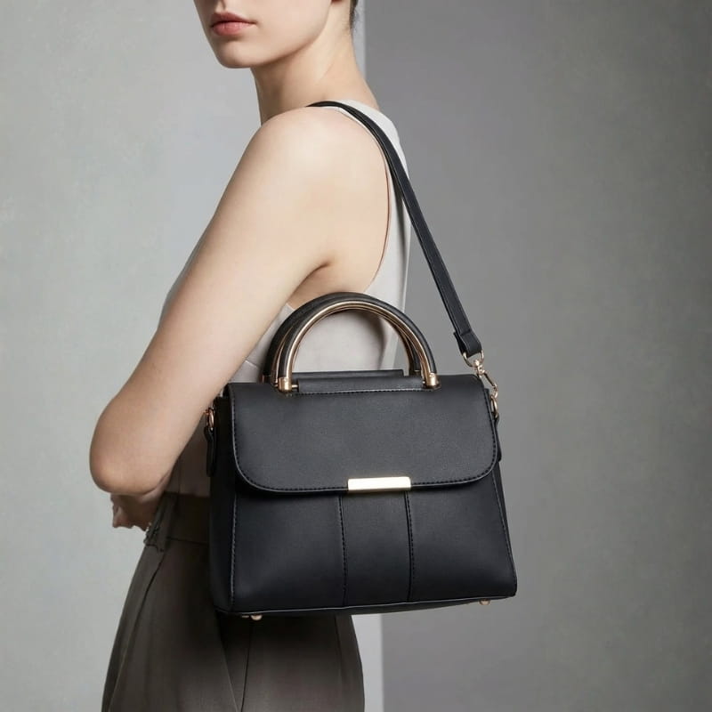 Penelophy St. Martin Leather Crossbody