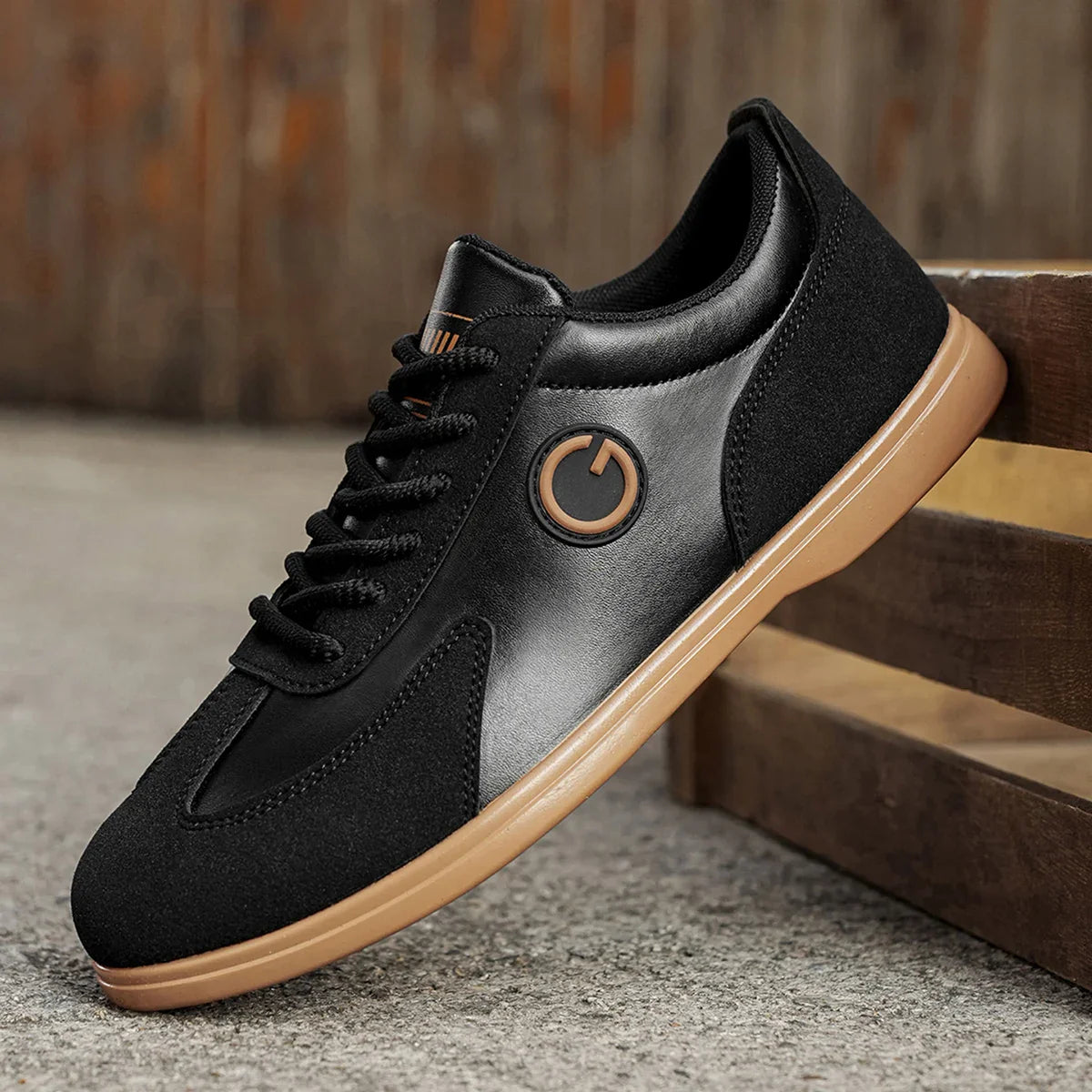 Gregory Genuine Leather Suede Trim Sneakers – Two-Tone Casual Sneakers