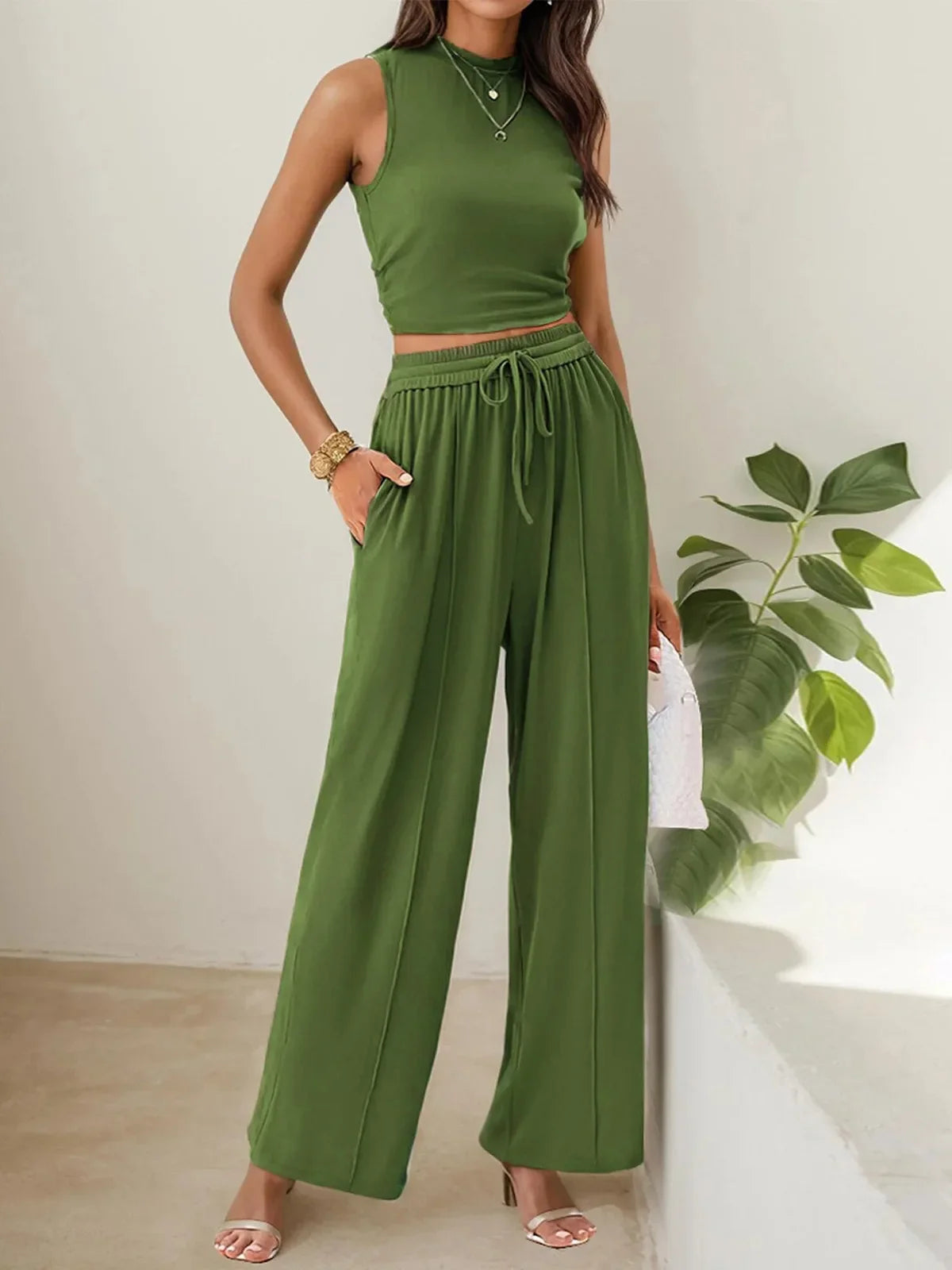 Valentina Two-Piece Set – Sleeveless Top & Wide-Leg Pants