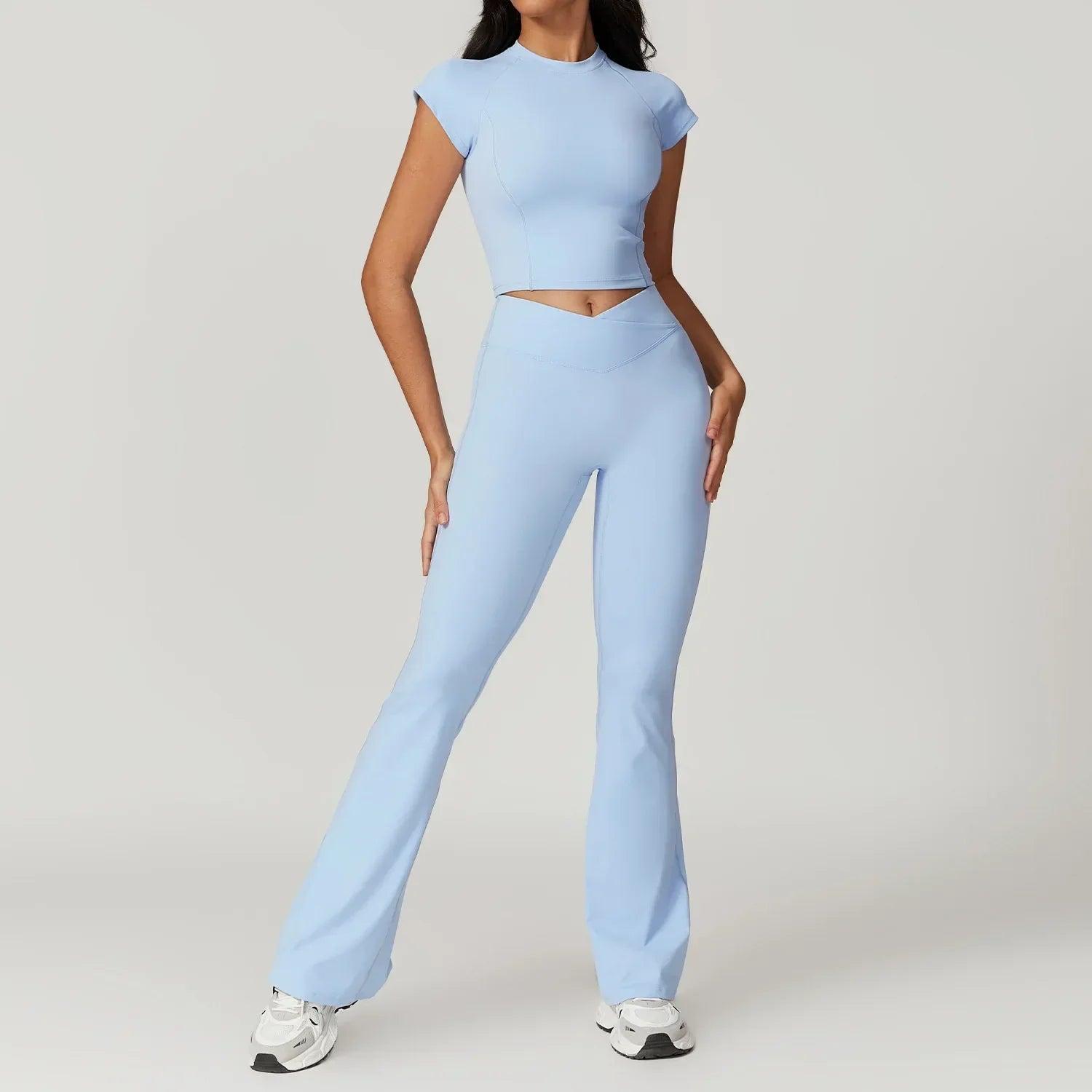 Elara Flared Yoga Pants – Stretch-Ribbed Loungewear with a Retro Silhouette
