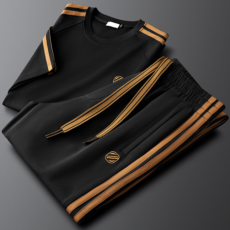 Elias Premium Men's Tracksuit – Tailored Sweat Suit for Everyday Motion