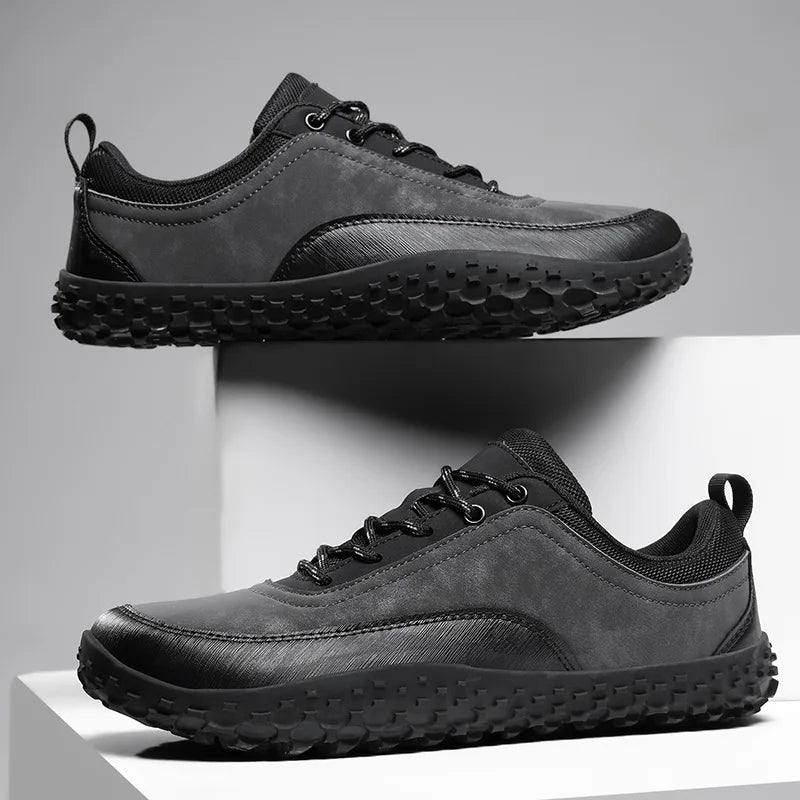 Thomas Men’s Hiking Shoes