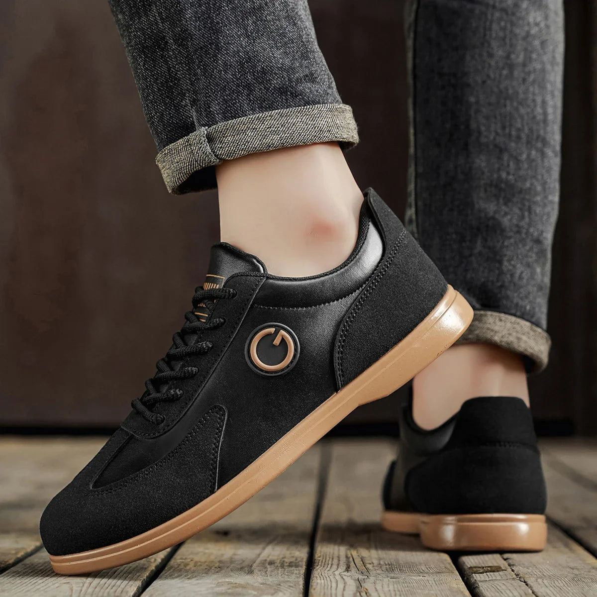 Gregory Genuine Leather Suede Trim Sneakers – Two-Tone Casual Sneakers