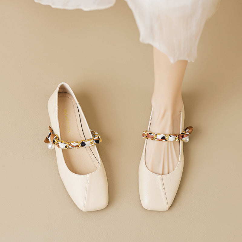 Sophia Elegant Ballet Flats – Smooth Upper with Pearl Chain Strap & Square Toe 5