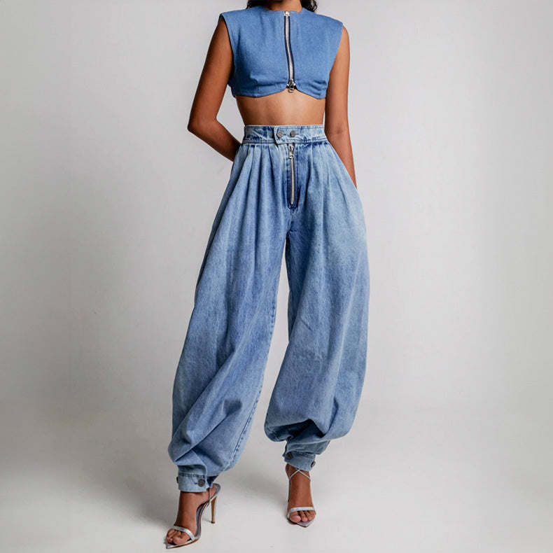 Sophie Sculptural High-Waisted Balloon Jeans – Soft Denim with Tapered Cuffs 1