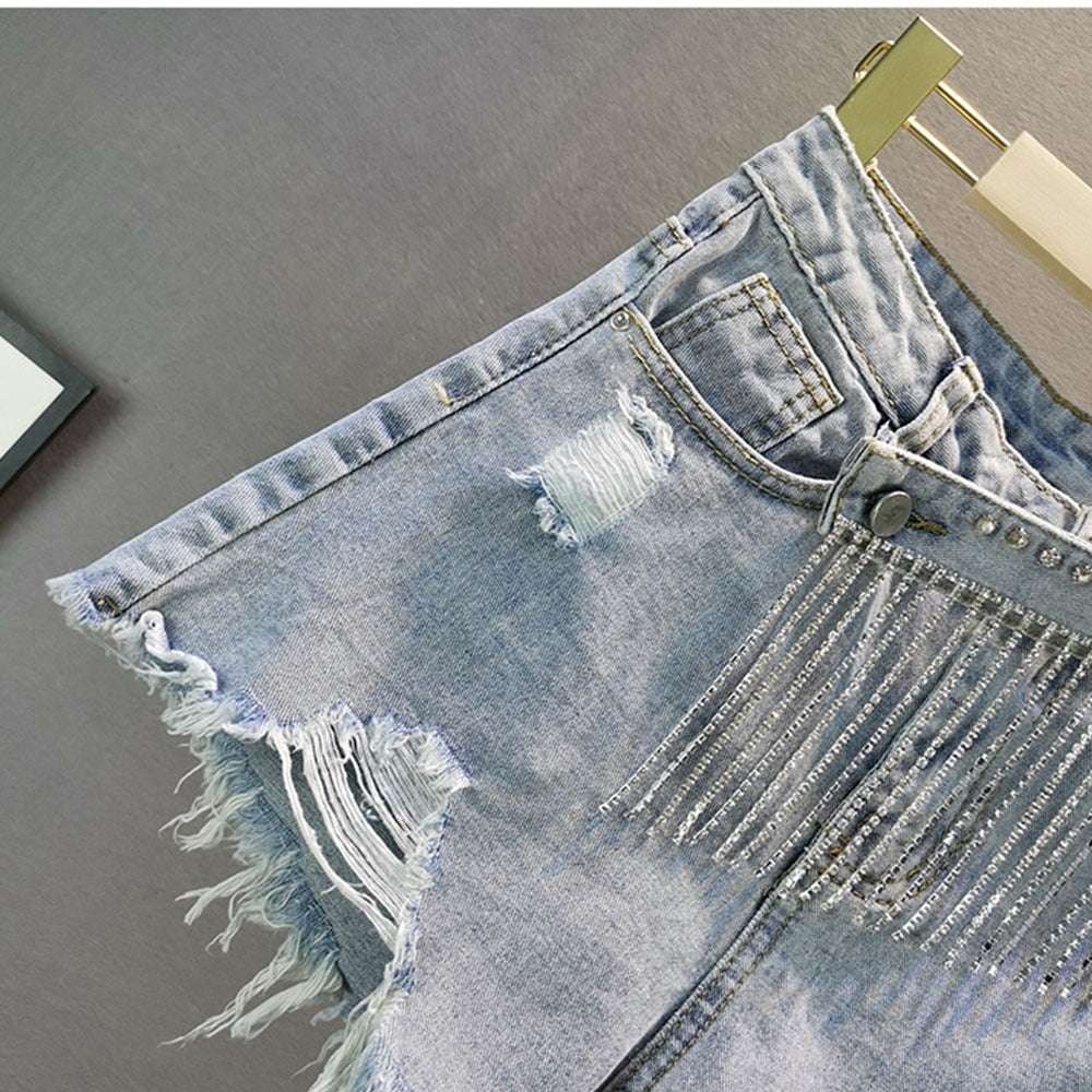 Urban Luxe High-Waisted Shorts – Breathable Polyester for Effortless Style 4