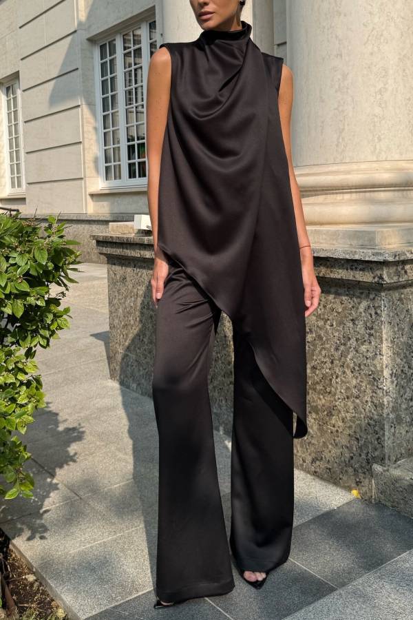 Selena Satin Lounge Set – Fluid Co-ord in Glossy Fabric for Day-to-Night