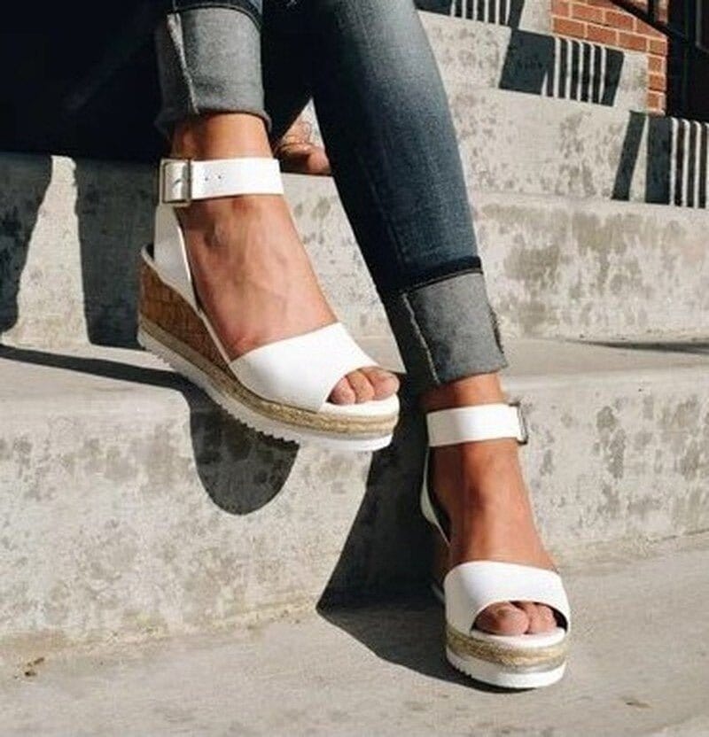 Xavier Women's Platform Buckle Sandals