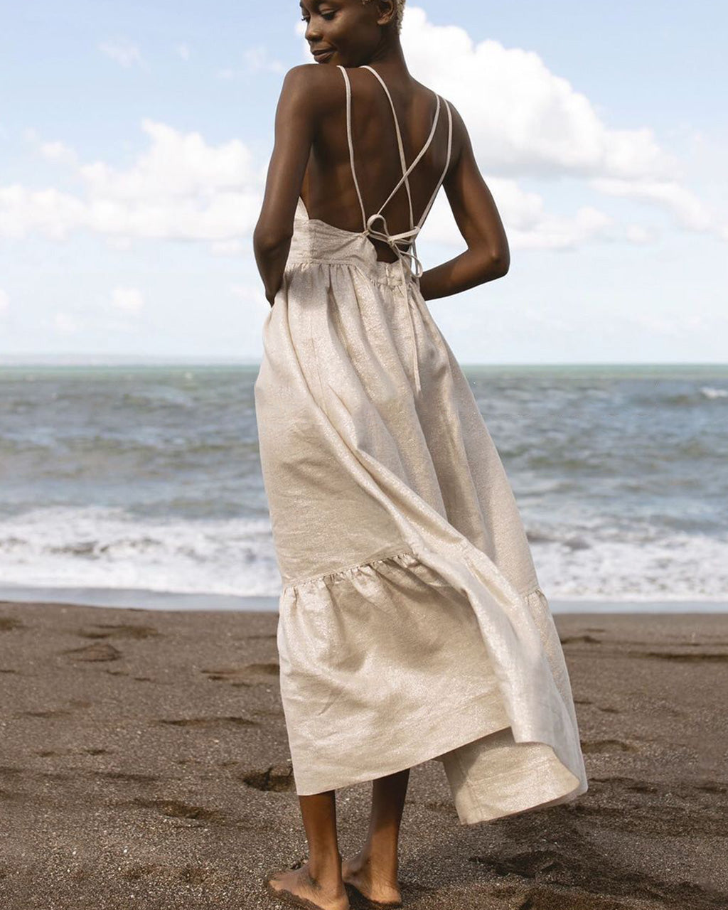 Chic Backless Lace-Up Dress